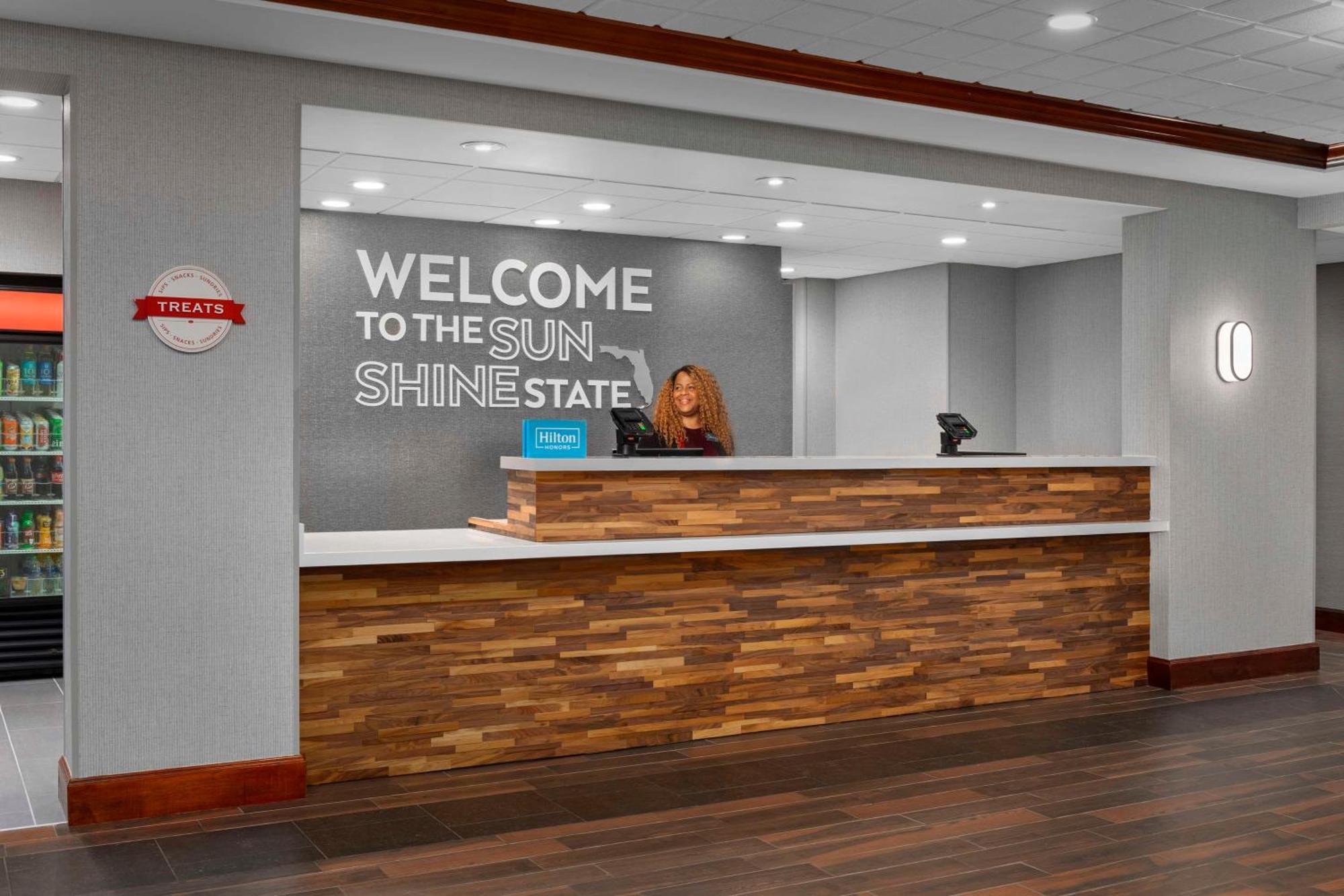 Hampton Inn & Suites At Lake Mary Colonial Townpark Buitenkant foto